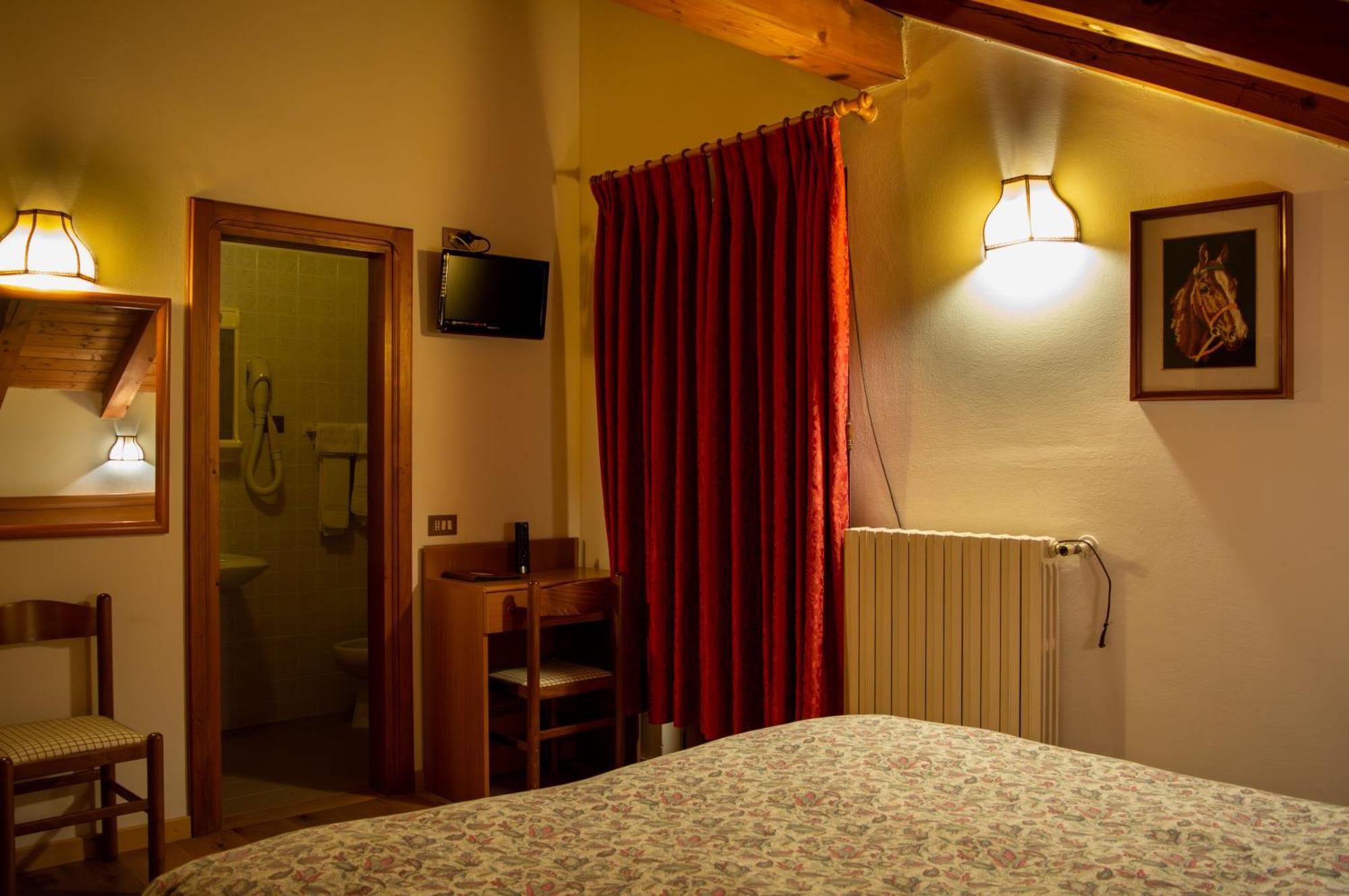 Hotel Serena - Tre Cime Views Ауронцо ди Кадоре Стая снимка