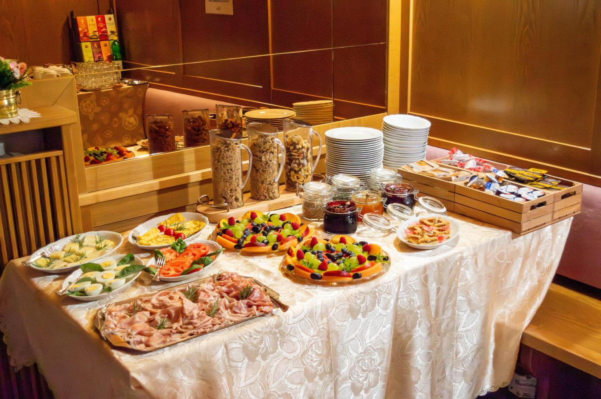 Hotel Serena - Tre Cime Views Ауронцо ди Кадоре Екстериор снимка