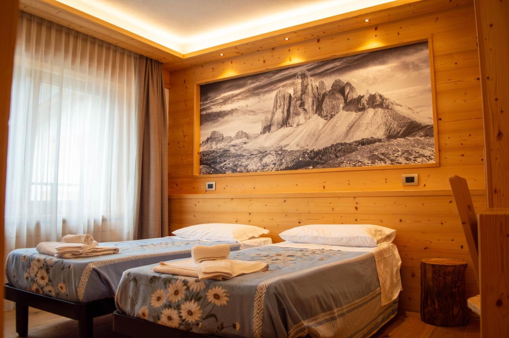 Hotel Serena - Tre Cime Views Ауронцо ди Кадоре Стая снимка